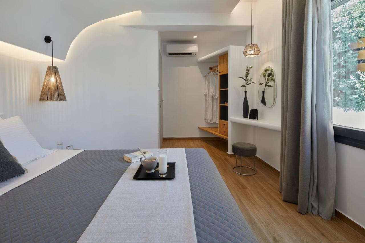 Grand-Mere Calliope Fira  Exterior foto