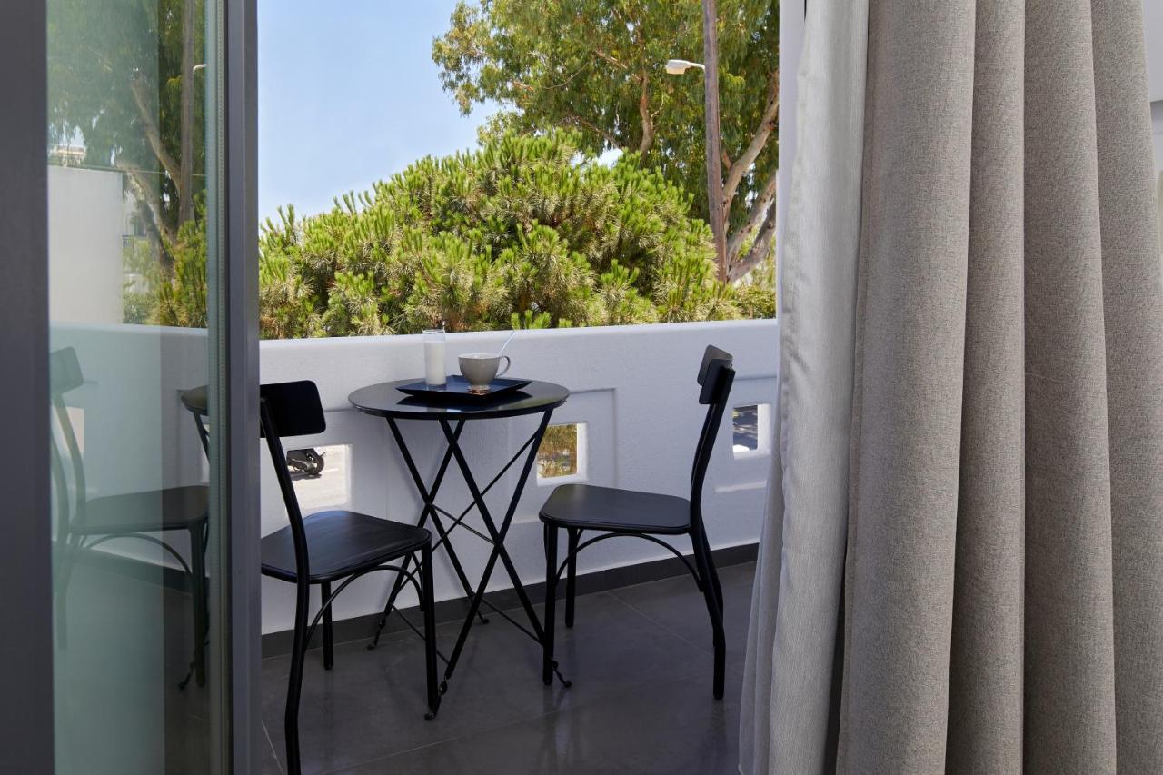 Grand-Mere Calliope Fira  Exterior foto